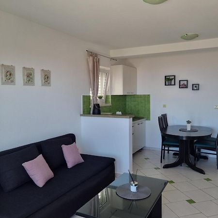 מאקרסקה Apartments Tomas מראה חיצוני תמונה