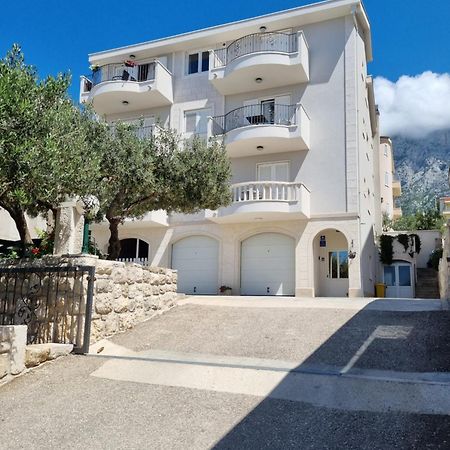 מאקרסקה Apartments Tomas מראה חיצוני תמונה