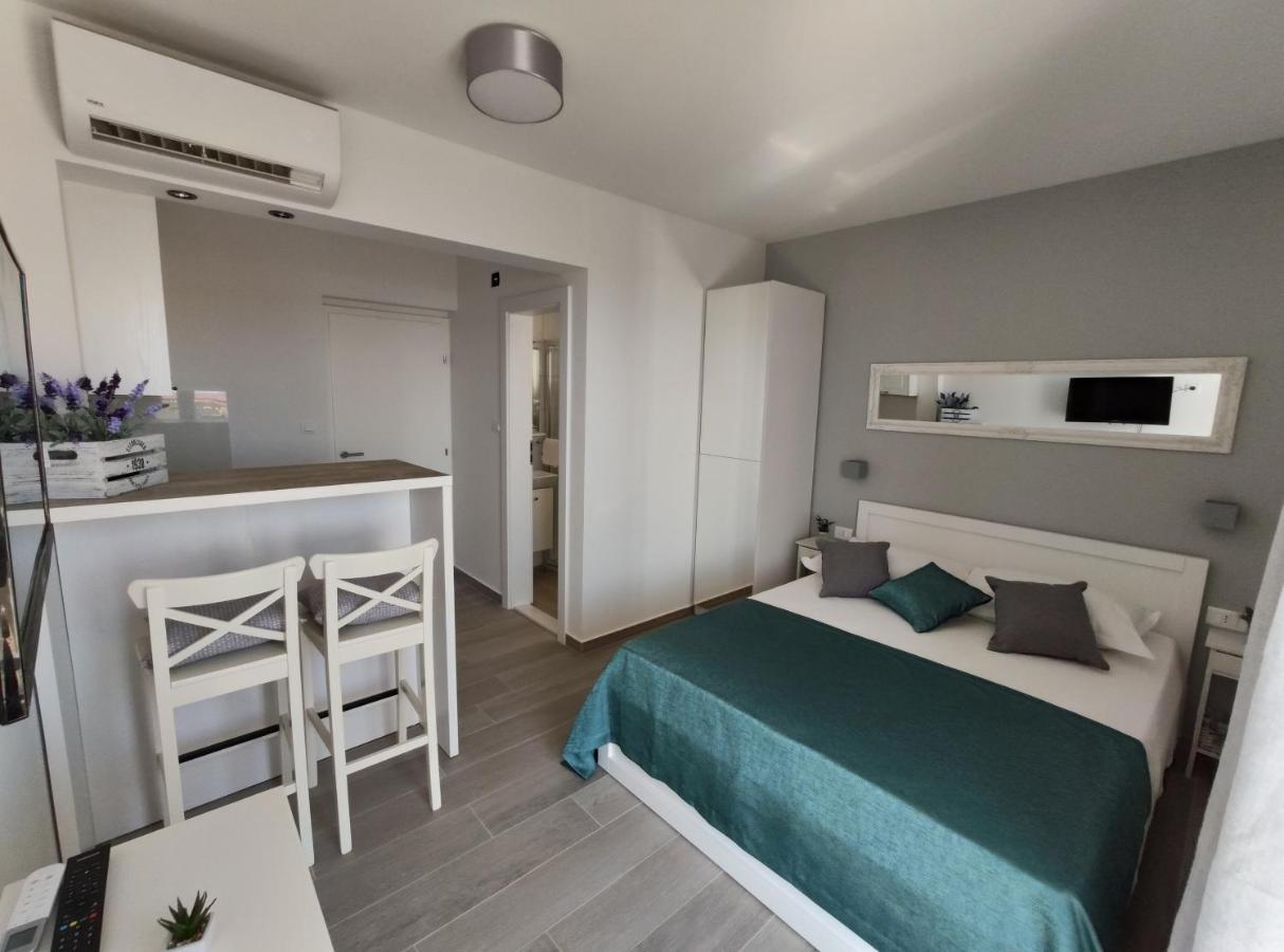 מאקרסקה Apartments Tomas מראה חיצוני תמונה