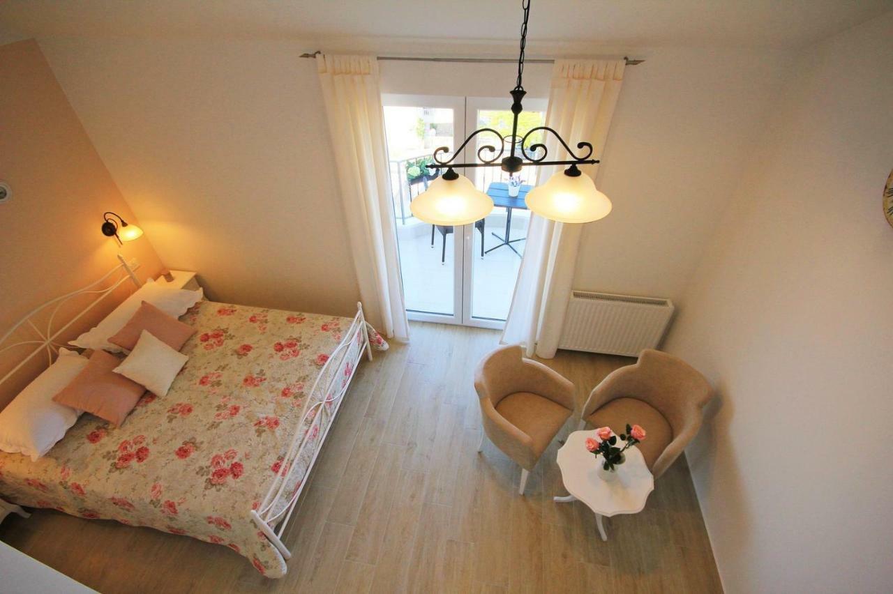 מאקרסקה Apartments Tomas מראה חיצוני תמונה