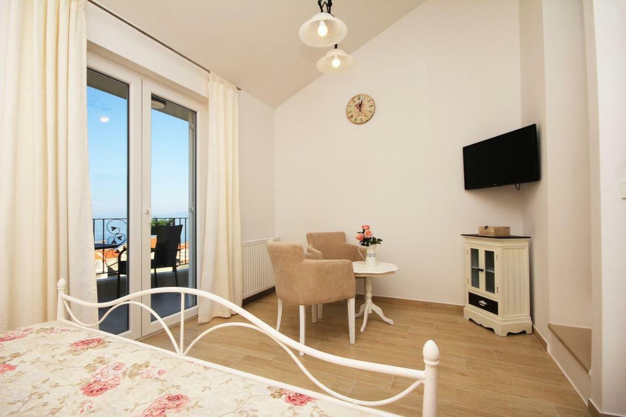 מאקרסקה Apartments Tomas מראה חיצוני תמונה