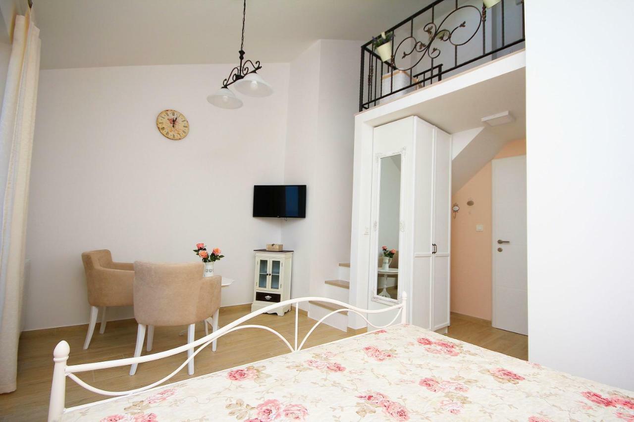 מאקרסקה Apartments Tomas מראה חיצוני תמונה