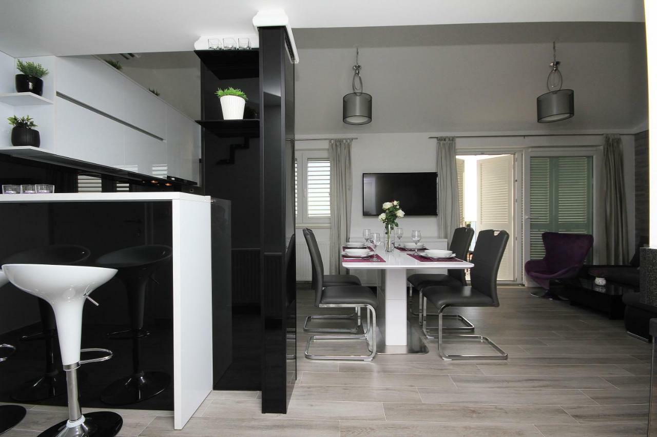 מאקרסקה Apartments Tomas מראה חיצוני תמונה